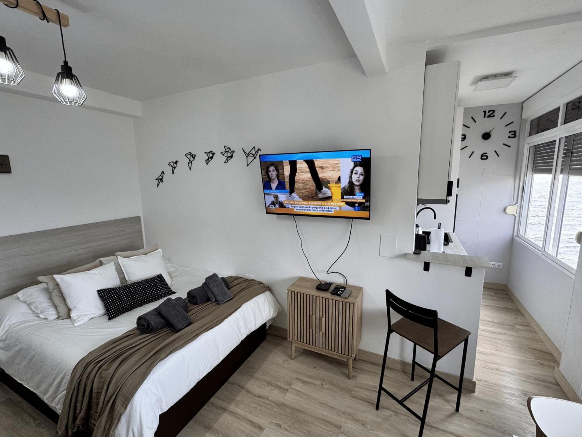 Beachfront Studio ,The View Calahonda, Panoramic Sea Views Sitio de Calahonda Exterior foto