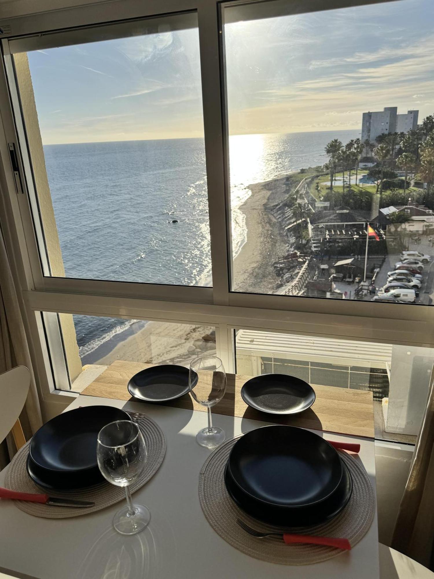 Beachfront Studio ,The View Calahonda, Panoramic Sea Views Sitio de Calahonda Exterior foto
